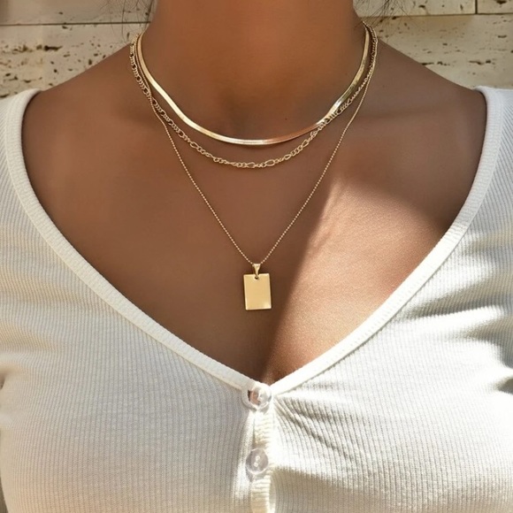 mam262 Jewelry - Layered Gold Charm Tag Necklace